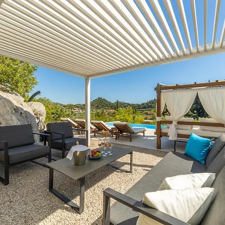 G Vacation House Lejlighed Bacina